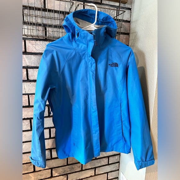Medium The North Face jacket - Picture 1 of 4